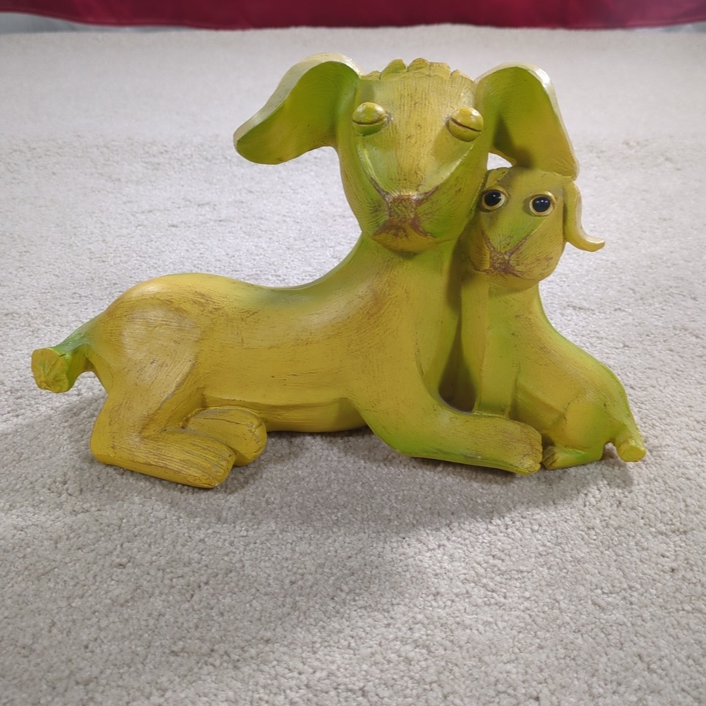 ENESCO Plantain Stan Home Grown Mom & Puppy Banana Dachshund
